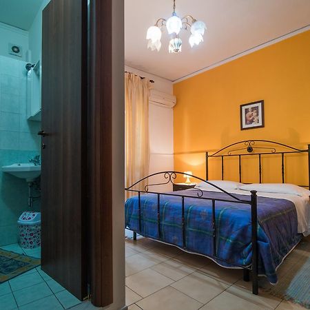 B&B Casa Paolo Fiumefreddo di Sicilia Exterior foto